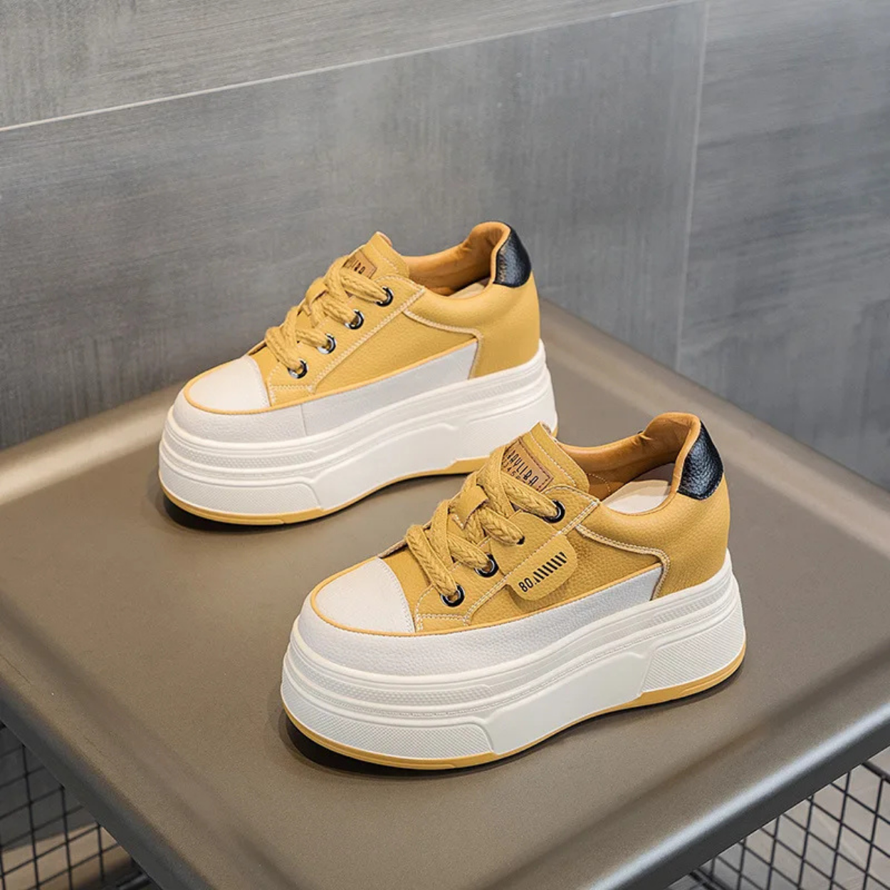 9 cm Platform Elevator Shoes for Modern Women