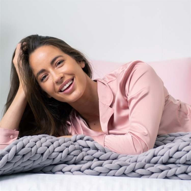 Marcherelle™ – Couverture Lestée Tricotée – Réduit le Stress et Améliore le Sommeil