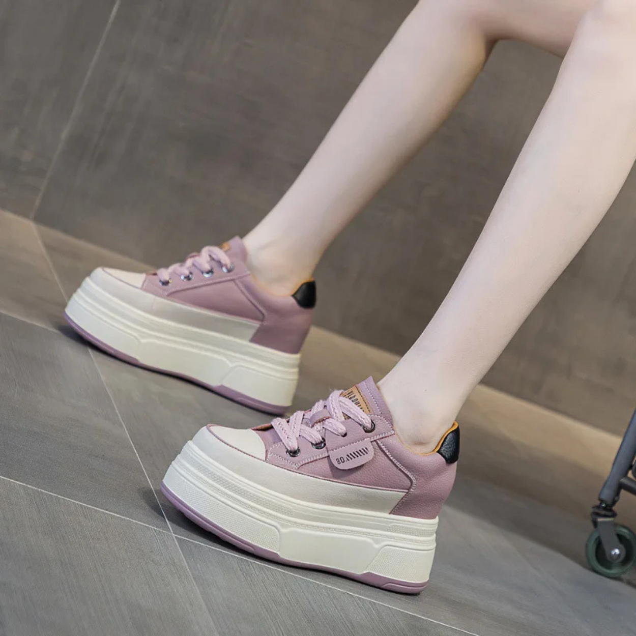 9 cm Platform Elevator Shoes for Modern Women